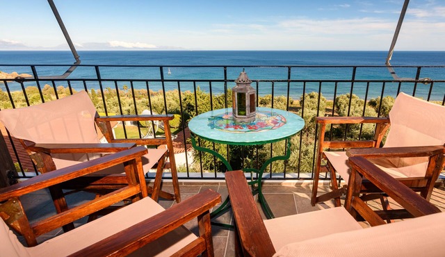 Eros Home, Perfect Location, Panoramic Sea View in Pylos-Nestoras