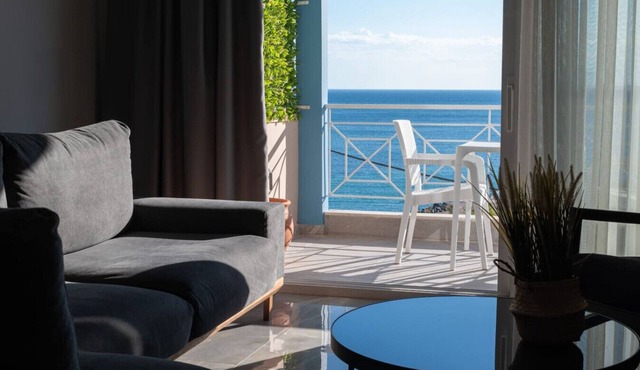 Evitel Seaview Home by RentalsPro - Nea Moudania
