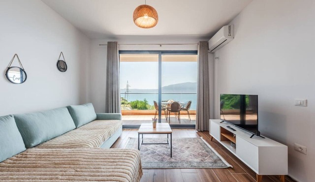 Exclusive Seafront Apartments | Apartment 2 by PikHost
