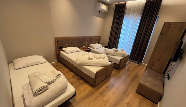Fabulous 4-bedroom apartment with AC in charming Ersekë