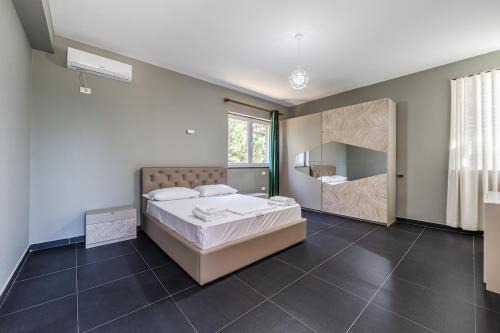 Fllad e Valë Luxury Private Pool Villa by PikHost