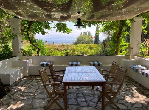 Flowers Apartments @ Alexandra Villas in Corfu