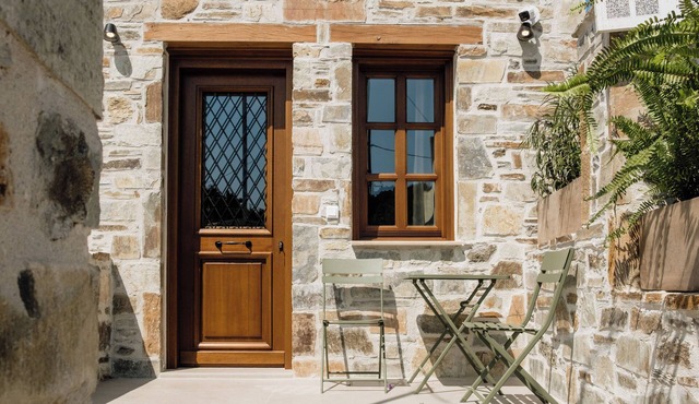 Galetso Stone Studio by Still Collection in Νικήτη