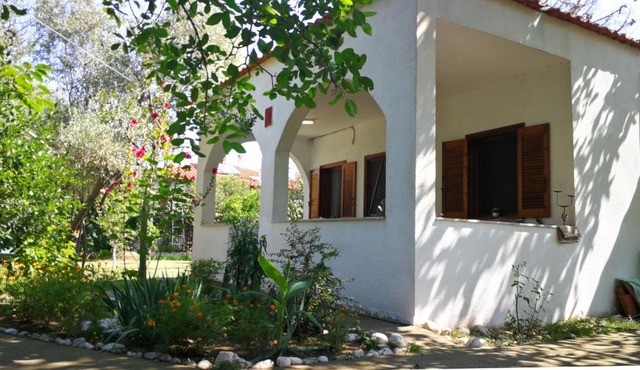 Garden Bungalow Valentina in Stavros