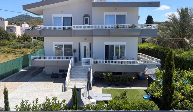 GianAngelo Holiday Villa