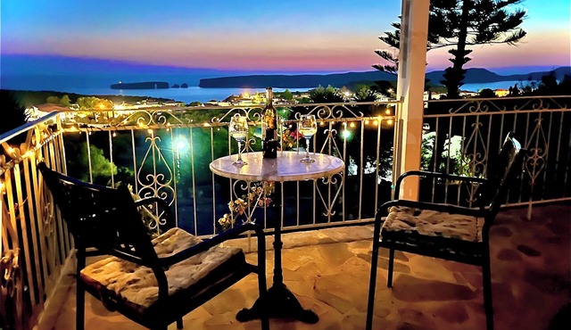 Gianna's Guesthouse: Peaceful hilltop home with breathtaking sea views & sunsets