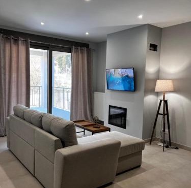 Giannel Luxury Apartment 2
