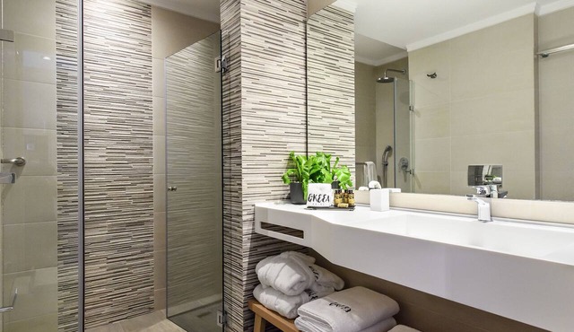 Gkeea Boutique Hotel