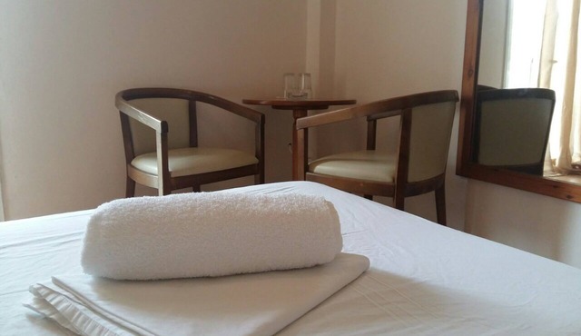 Glaros Hotel in Chaidari