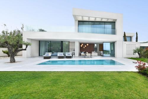 Gorgeous Zakynthos Luxury Villa | 2 Bedrooms | Villa Scarif | Private Heated Infinity-edge Pool with Hydromassage | Tsilivi in Tsilivi
