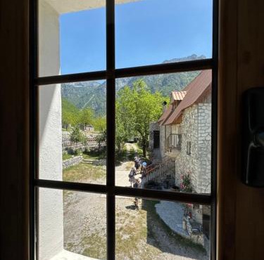Guesthouse Bjeshka-1