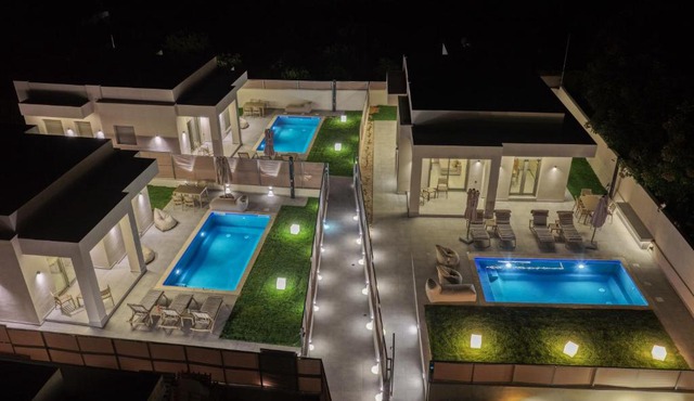HANIAVILLAS 3 Private Villas with Pools