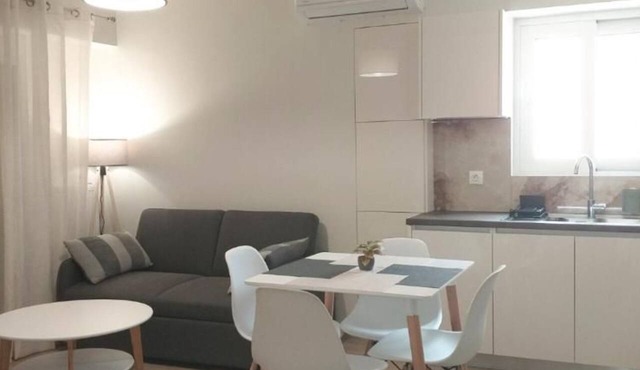 Helios House - New Build - 2Bedrooms & Parking in Metamorfosi