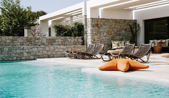 Hidden Hill Naxos Villas