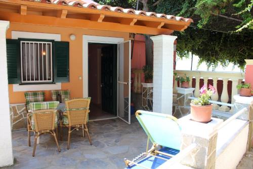 Holiday Home Dina in Paramonas
