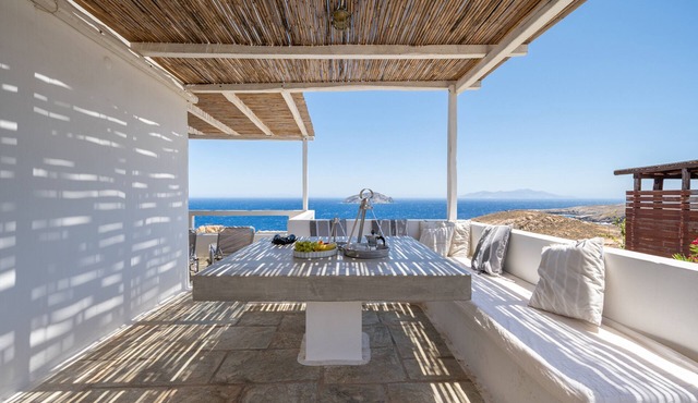 Holiday Home 'Kristina' with Sea View, Private Terrace and Air Conditioning