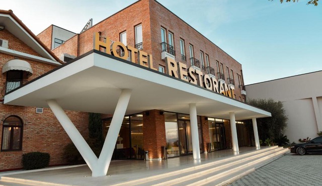 Hotel Albulena