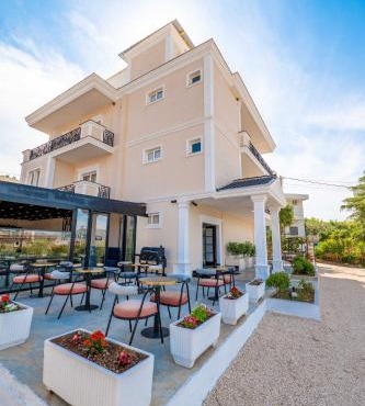 Hotel Almar