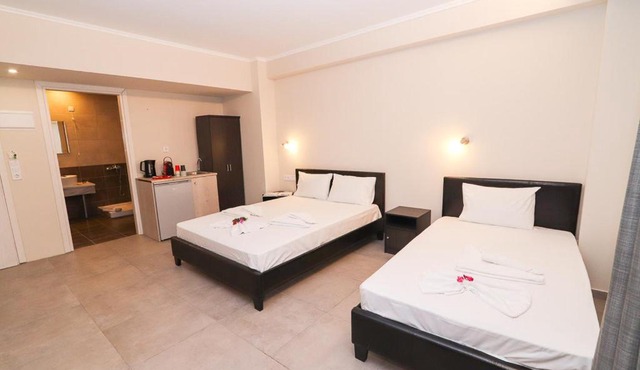 Hotel Banbus in Loutra Edipsou
