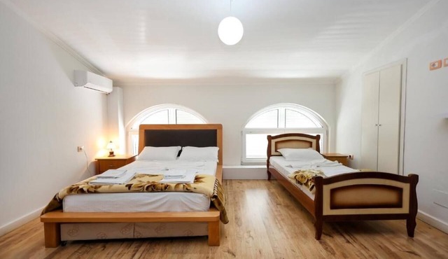 Hotel Familja