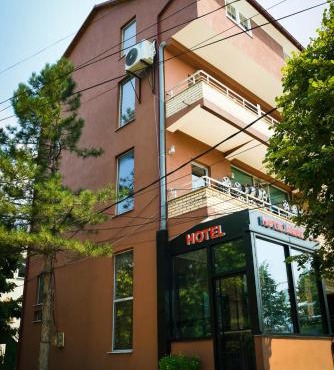Hotel Iseberi