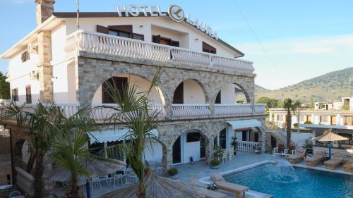 Hotel Laura