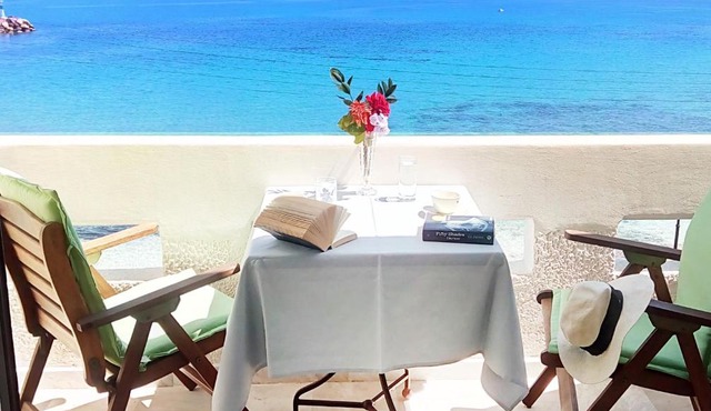 Hotel Theris