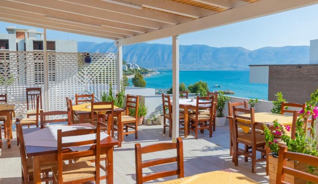 Hotel Viroi