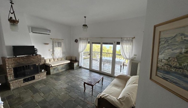 House BEACHFRONT Chalkidiki in Mola Kalyva