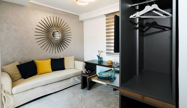 in Pallini mit Eigenem Balkon by Interhome