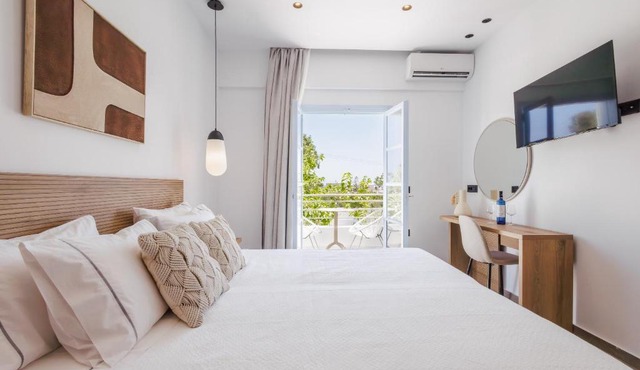 Inoe Boutique Hotel in Kamari
