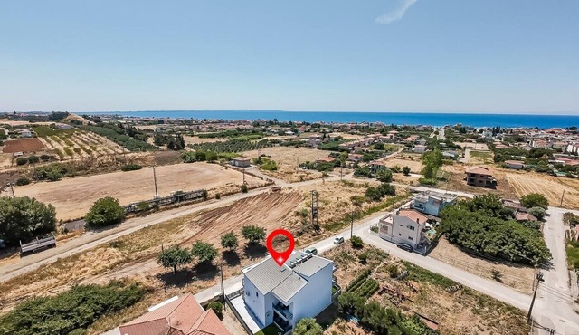 Ireon Luxury Suites 3 by RentalsPro - Nea Plagia Halkidiki
