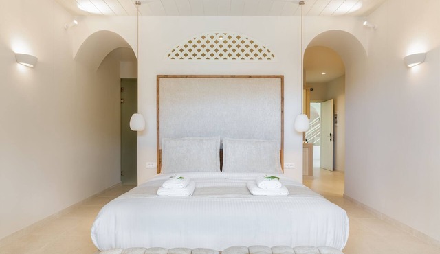 Iris Suite by Casa Di Fiori Andros Suites in Γαύριο