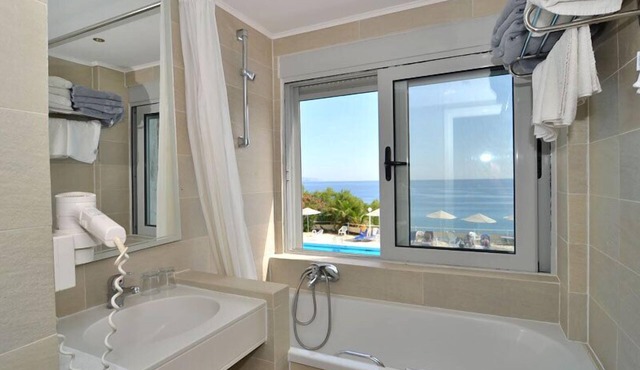 Istron Bay Hotel
