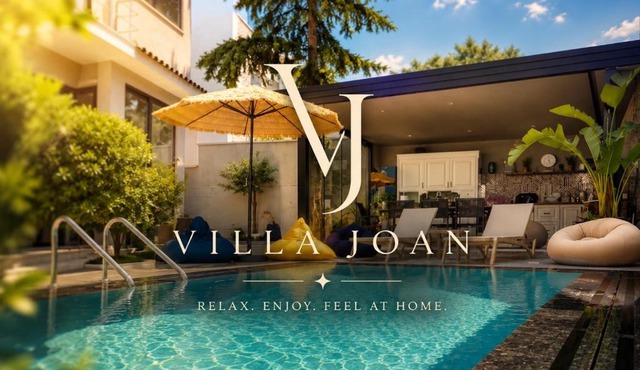 Joan villa Luxury Apt with Private Pool & Gym