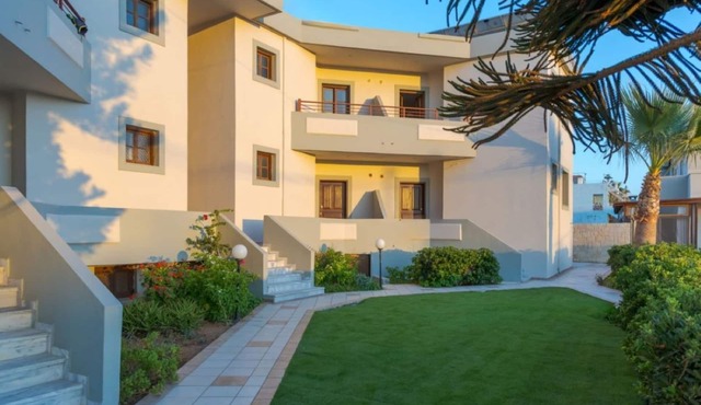 John Mary Apartments by Estia