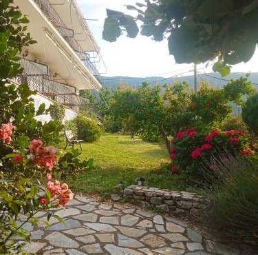 Kandilari Apartments in Agia