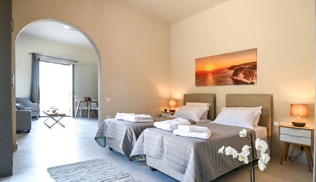 Keri Sunset - 1 bedroom studio