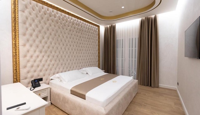 King & Queen Boutique Hotel