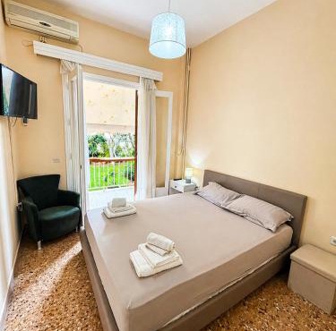 Konstantinou Apartments