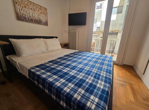 Kou4 - Cozy Room in Pireas - Walk Everywhere in Piraeus