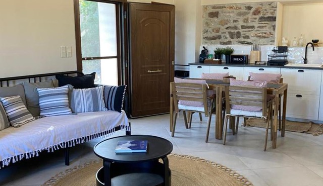 Koumara Stone House