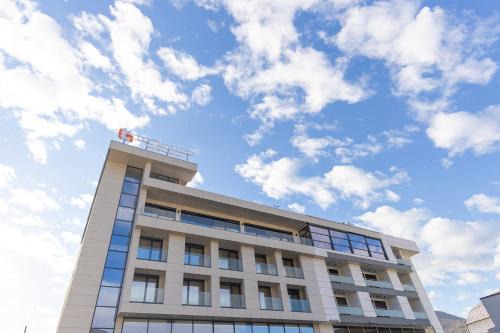 La Terrazza Hotel & Restaurant in Hani i Elezit