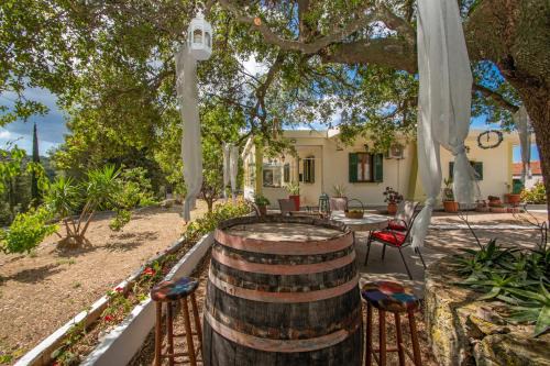Leandros Private House Near Shipwreck Beach by "elite" in Maríai