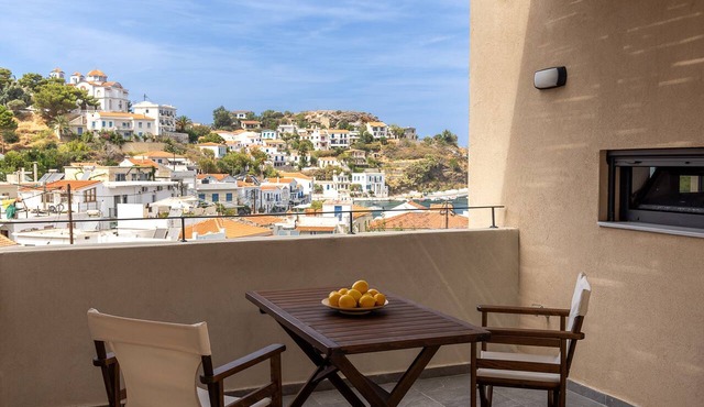 Lemonia Suites in Ikaria 2 in Kampos