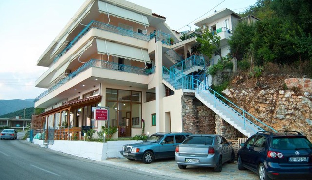 Let Rooms Lukova