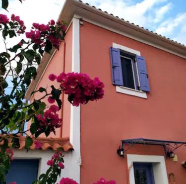 LocriHOUSE-Stylish comfortable home in Galaxidi in Galaxidi