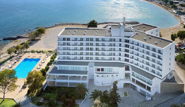 Lucy Hotel