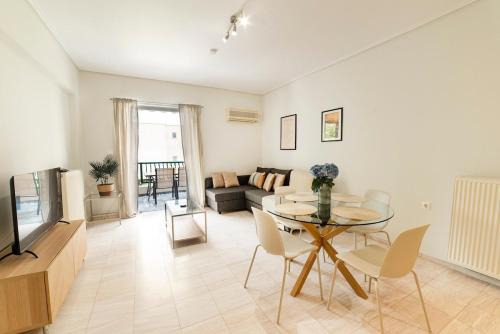 Luma Marousi - Apt with Garden View in Athens