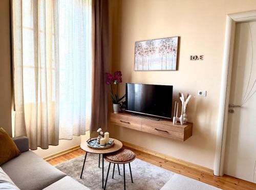 Luxury Villa in Gjuhadol